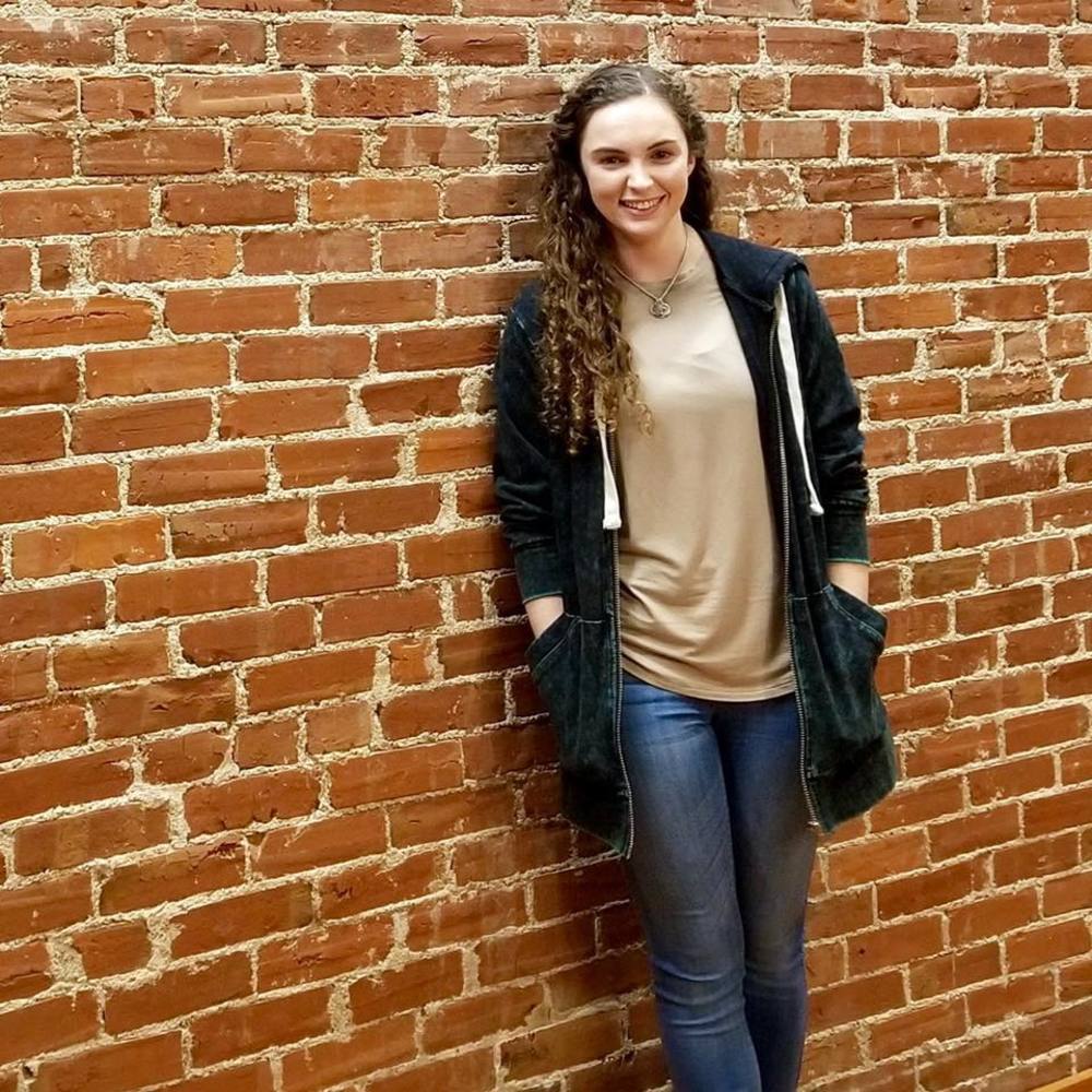 Meet your Posher, Kelsie